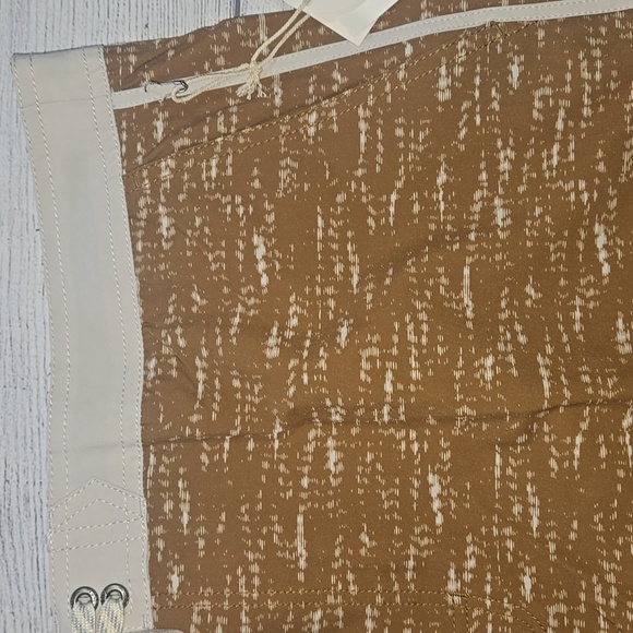 Vuori Men's Cruise Boardshort Caramel Slub Size 38 NWT - Picture 5 of 12